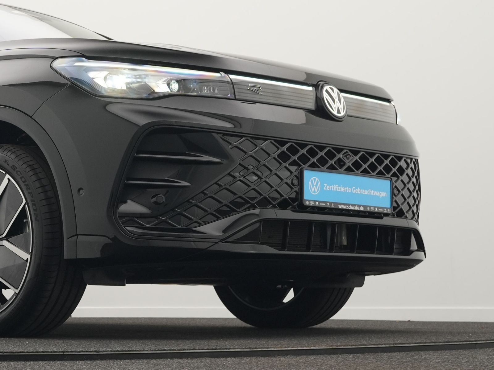 Volkswagen Tiguan R-Line 1.5 TSI eHybrid DSG AHK*R-KAM*NAV