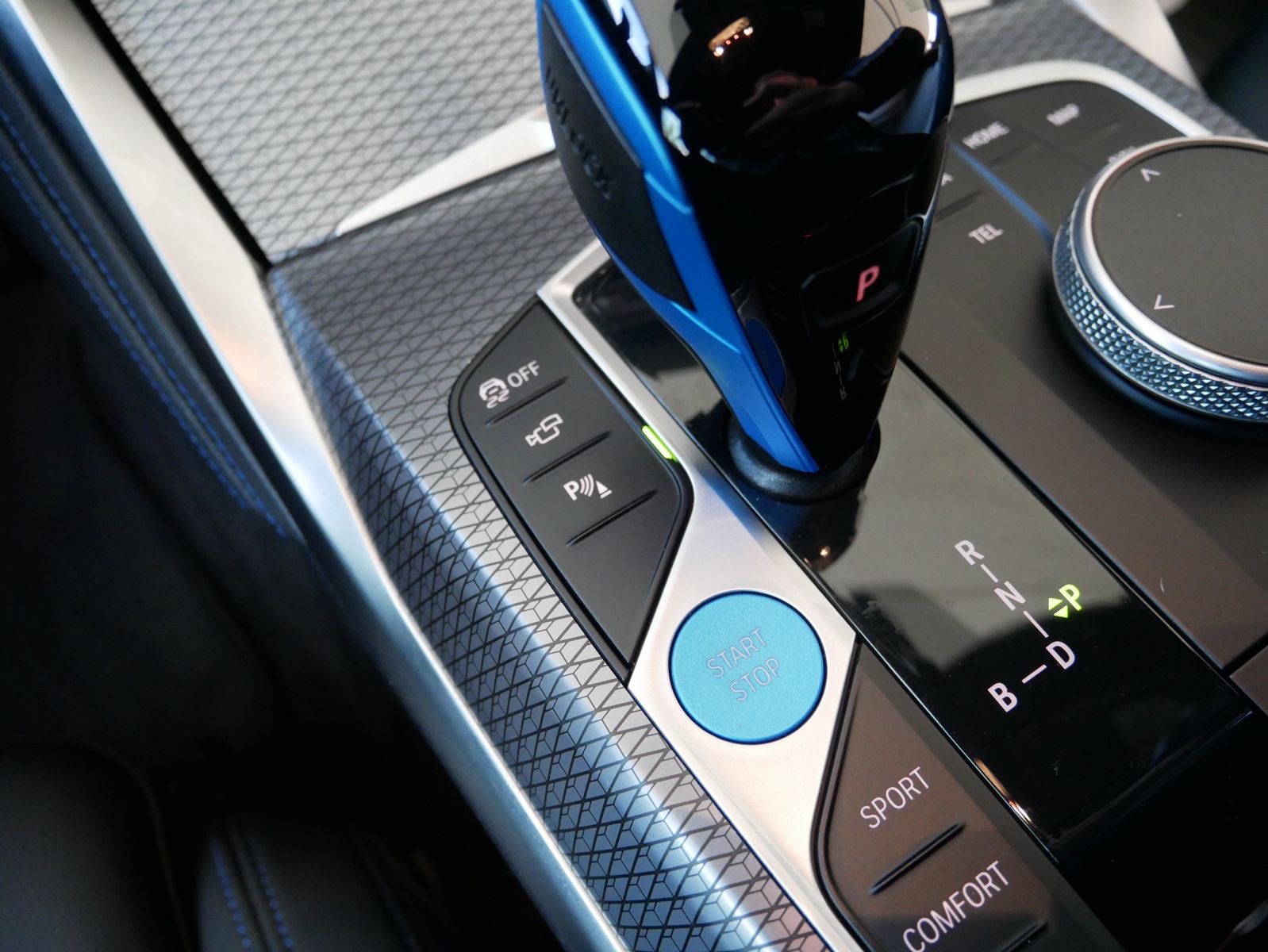 BMW i4 eDrive35 Gran Coupé M SPORT Head Up AHK Kamer
