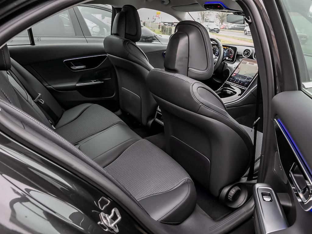 Mercedes-Benz C 300 de Avantgarde - Samsaru's Car Outlet