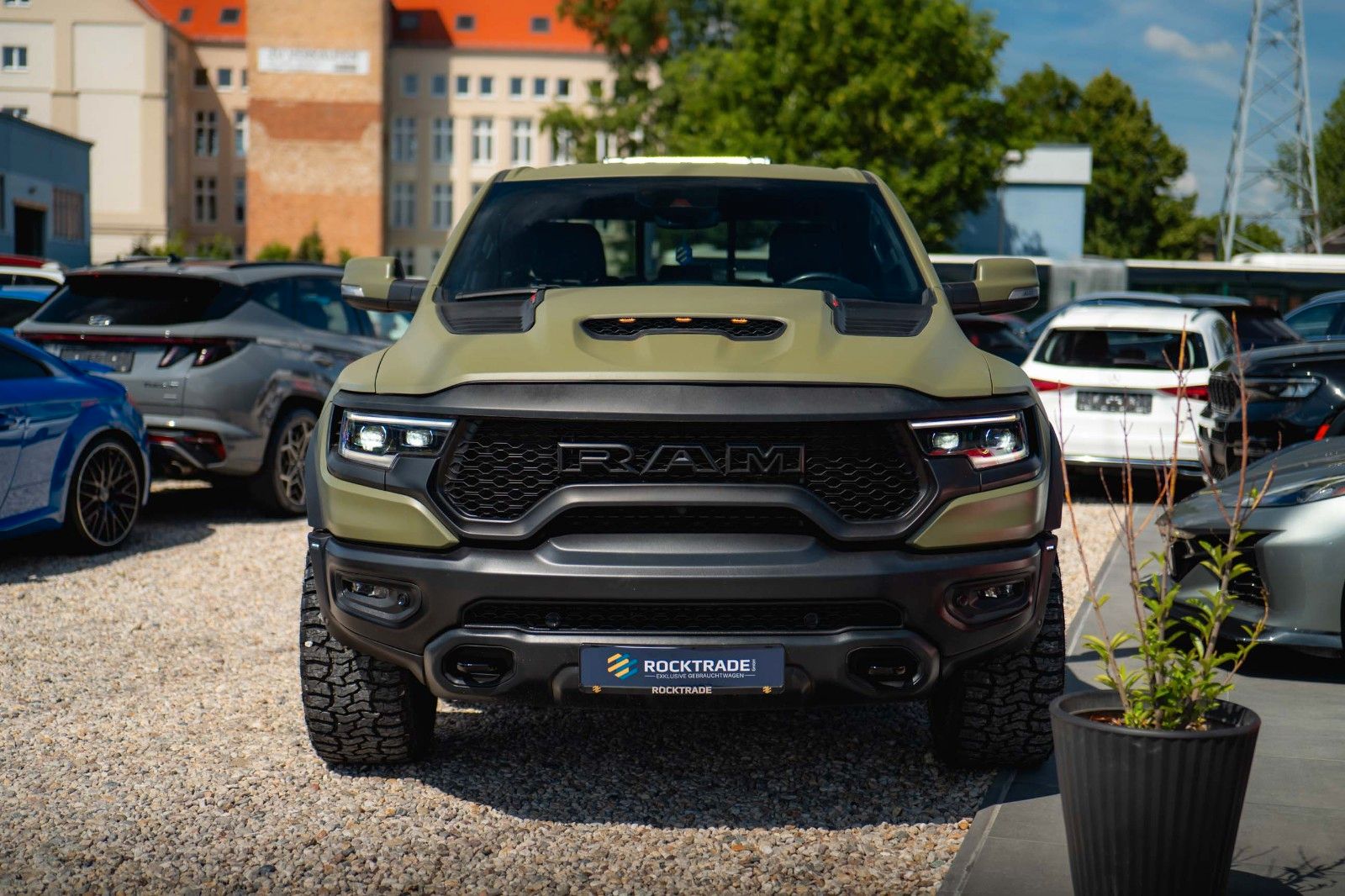 Dodge RAM 5.7 V8 HEMI 4x4 LARAMIE OFFROAD TRX Styling