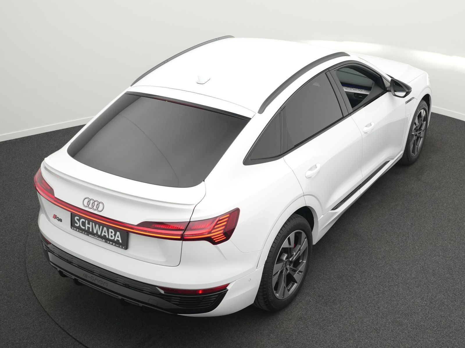 Audi Q8 Sportback e-tron 50 S line quattro