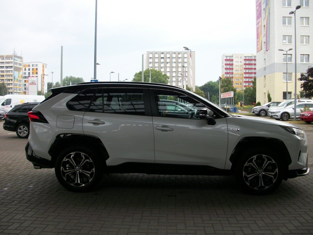 Toyota RAV 4 2,5-l Plug-In 4x4 Style