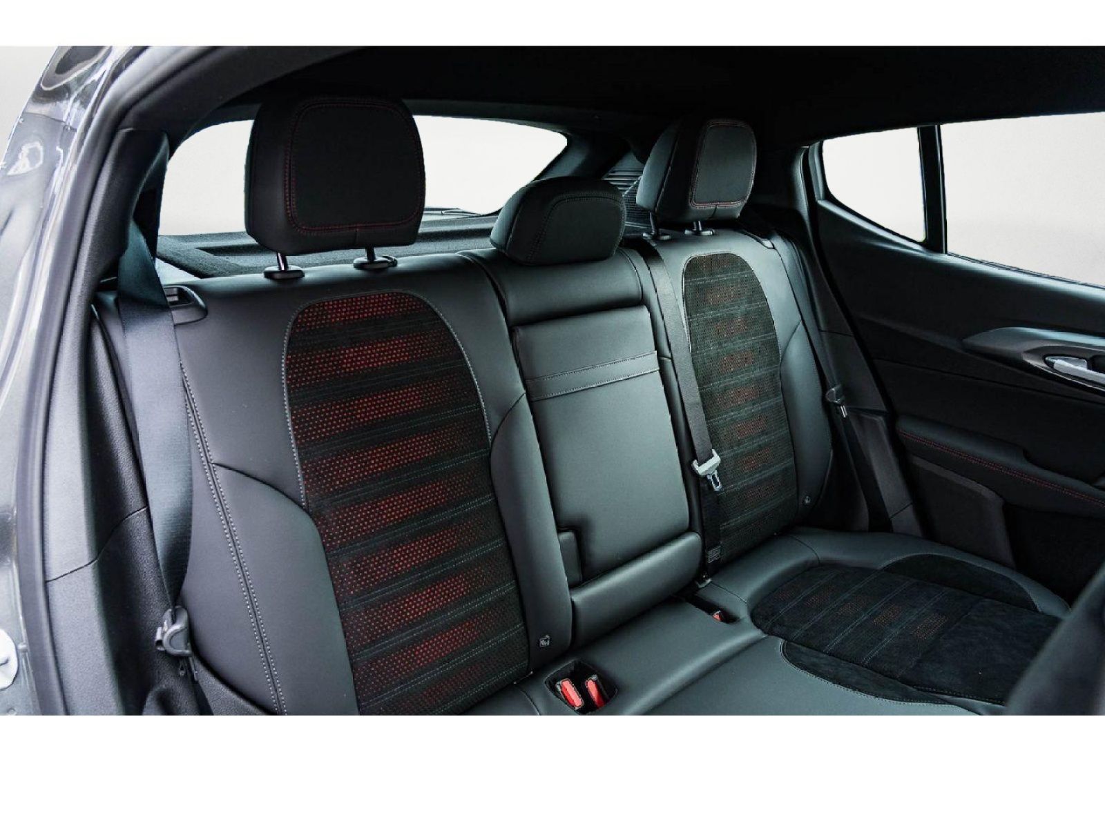 Alfa Romeo Tonale Veloce 1.3T PHEV Q4 WINTER ASSISTENZ