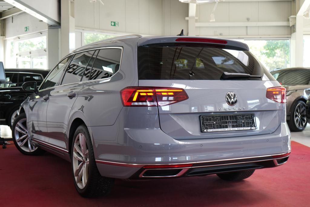 Volkswagen Passat Variant 1.5 TSI Elegance - Samsaru's Car Outlet