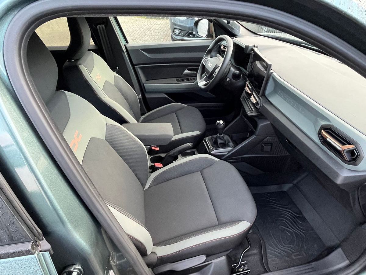 Dacia Duster TCe130 Extreme - Samsaru's Car Outlet