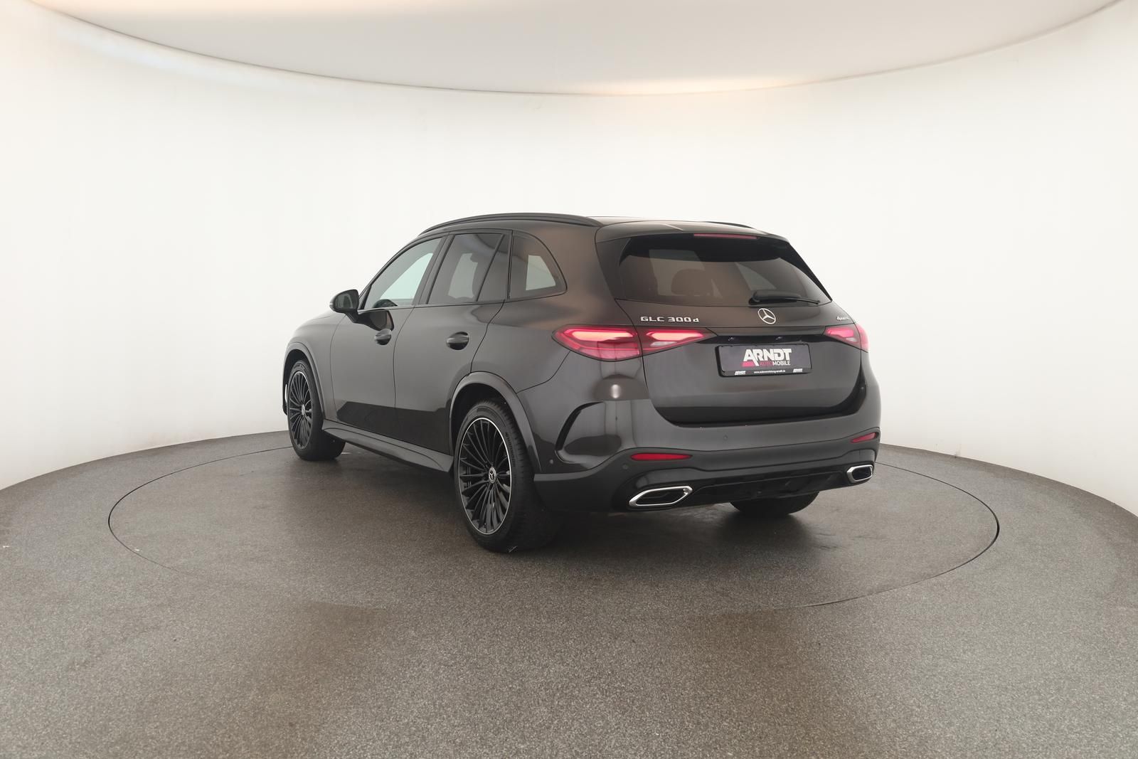 Mercedes-Benz GLC 300 d 4M AMG Advanced Night DIGITAL Pano AHK