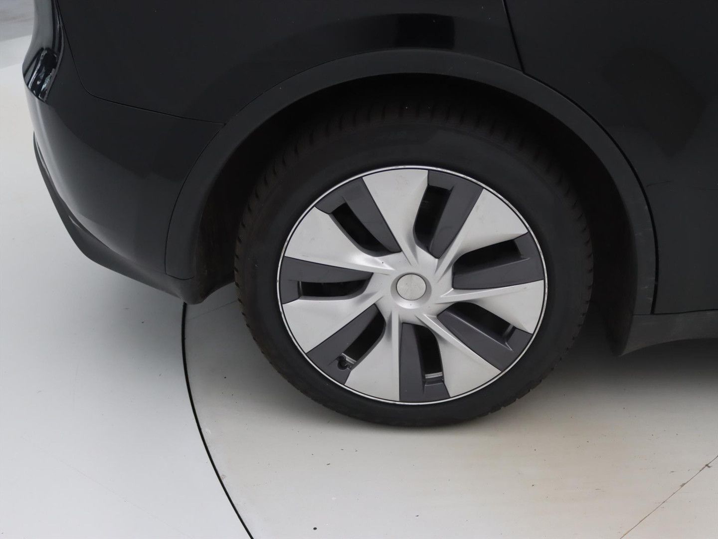Tesla Model Y Long Range AWD 351pk [ AMD RYZEN+AUTOPIL