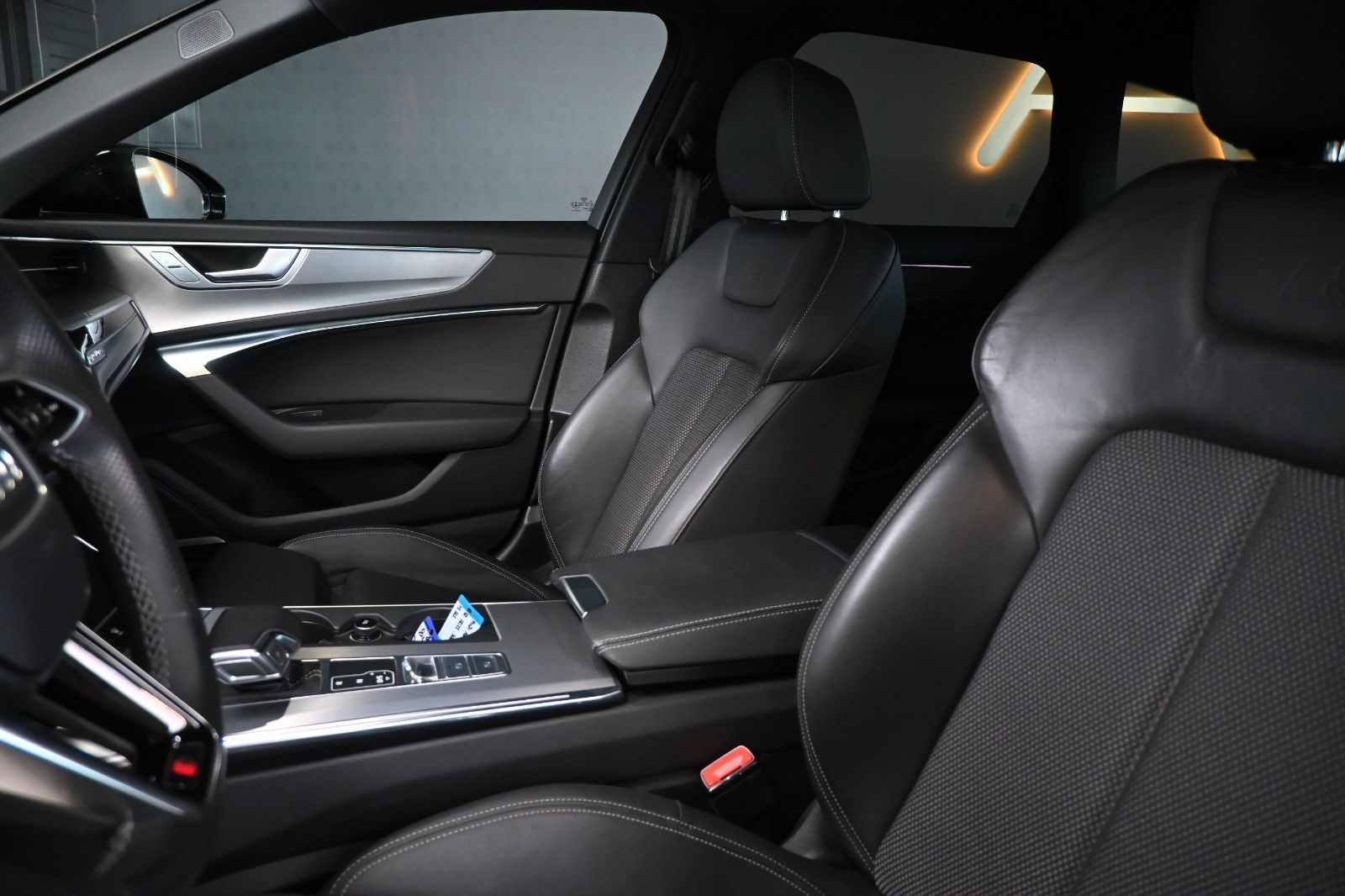 Audi A6 Avant 50 TDI Quattro S-line/LED/BLACK/B&O/RFK