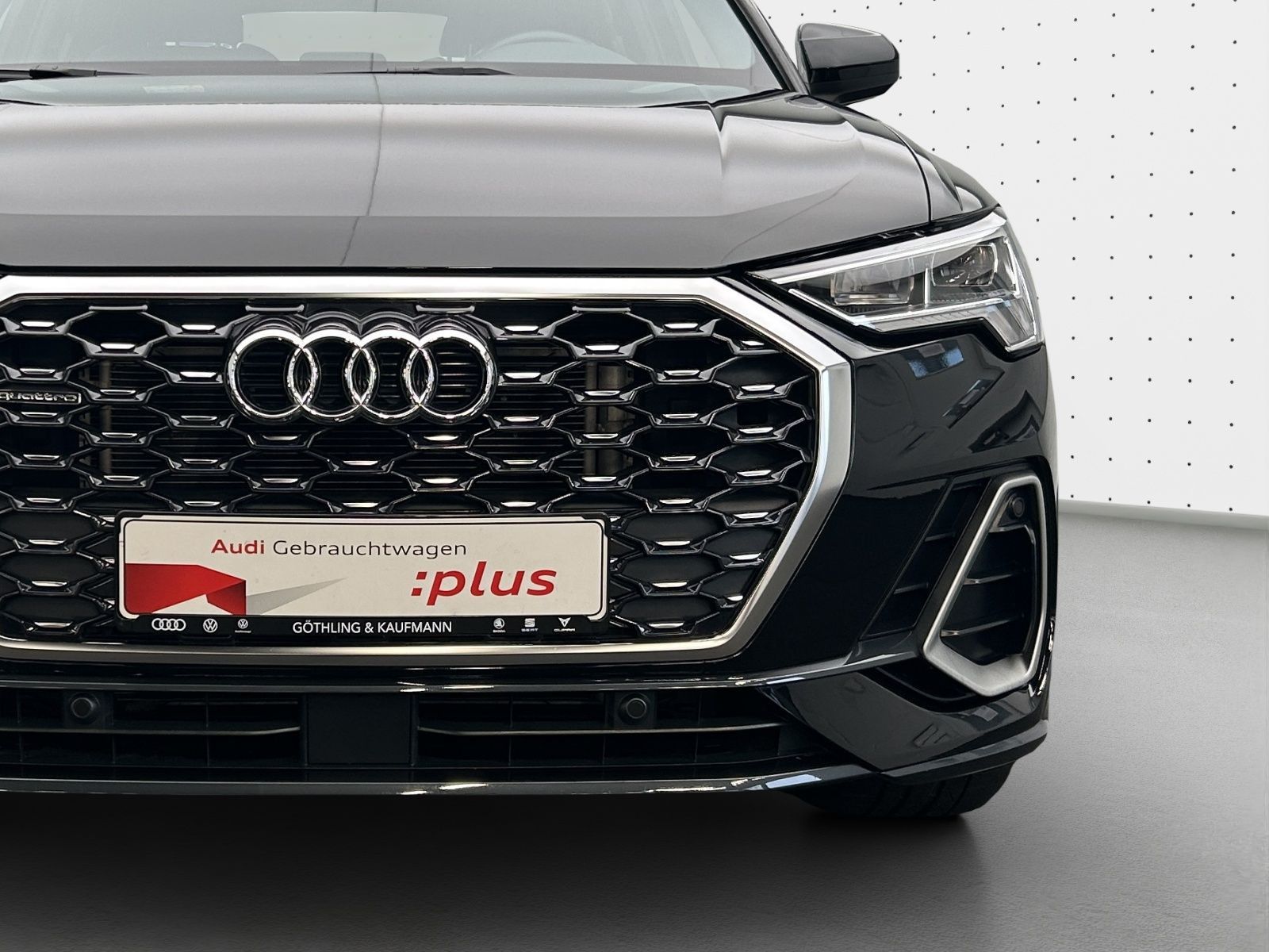 Audi Q3 Sportback 40 TDI qu S line - Samsaru's Car Outlet