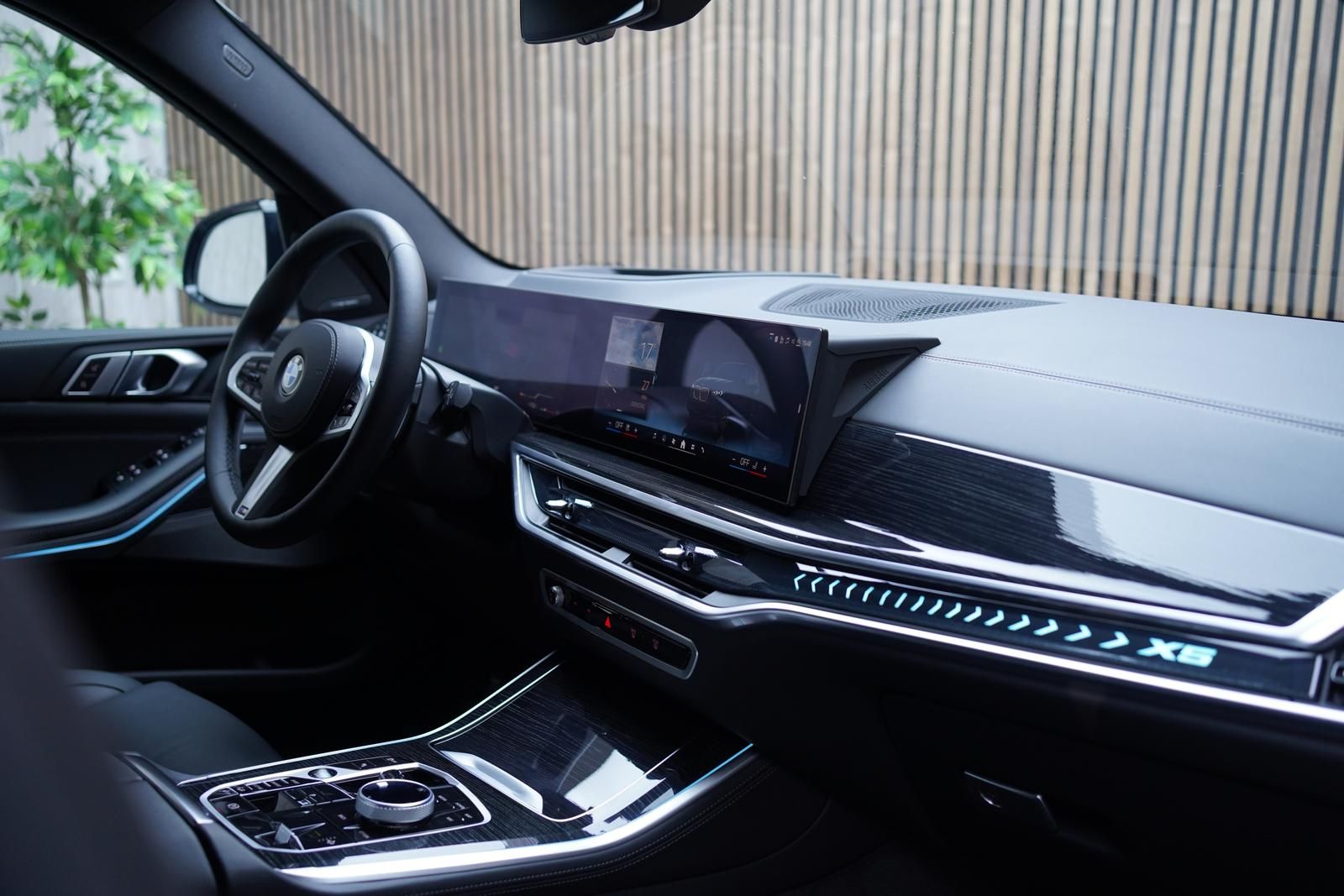 BMW X5 xDrive30d M Sport SoftCl H&K Pano IconGl Luft