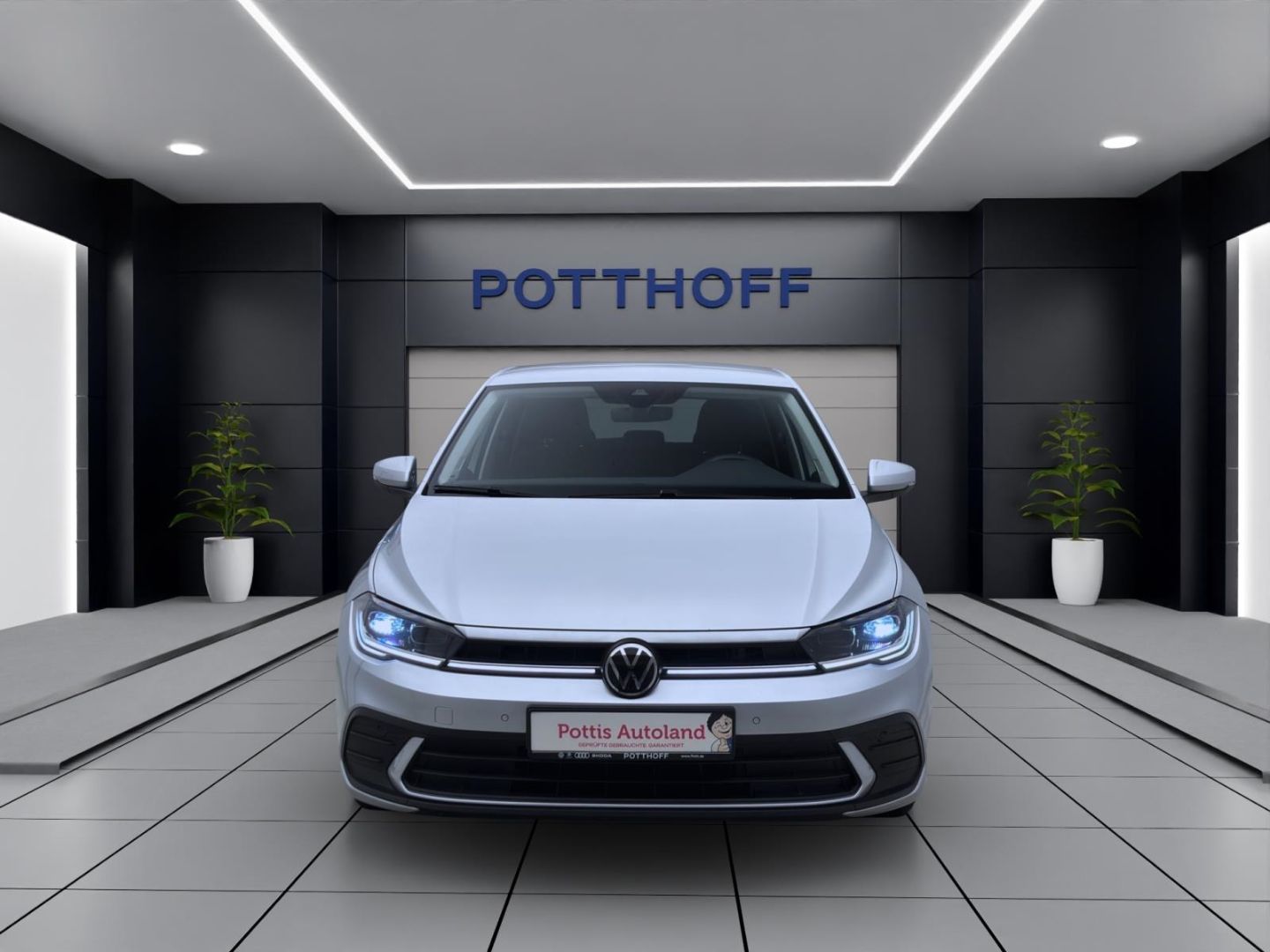 Volkswagen Polo 1.0 TSI DSG LIFE - Samsaru's Car Outlet