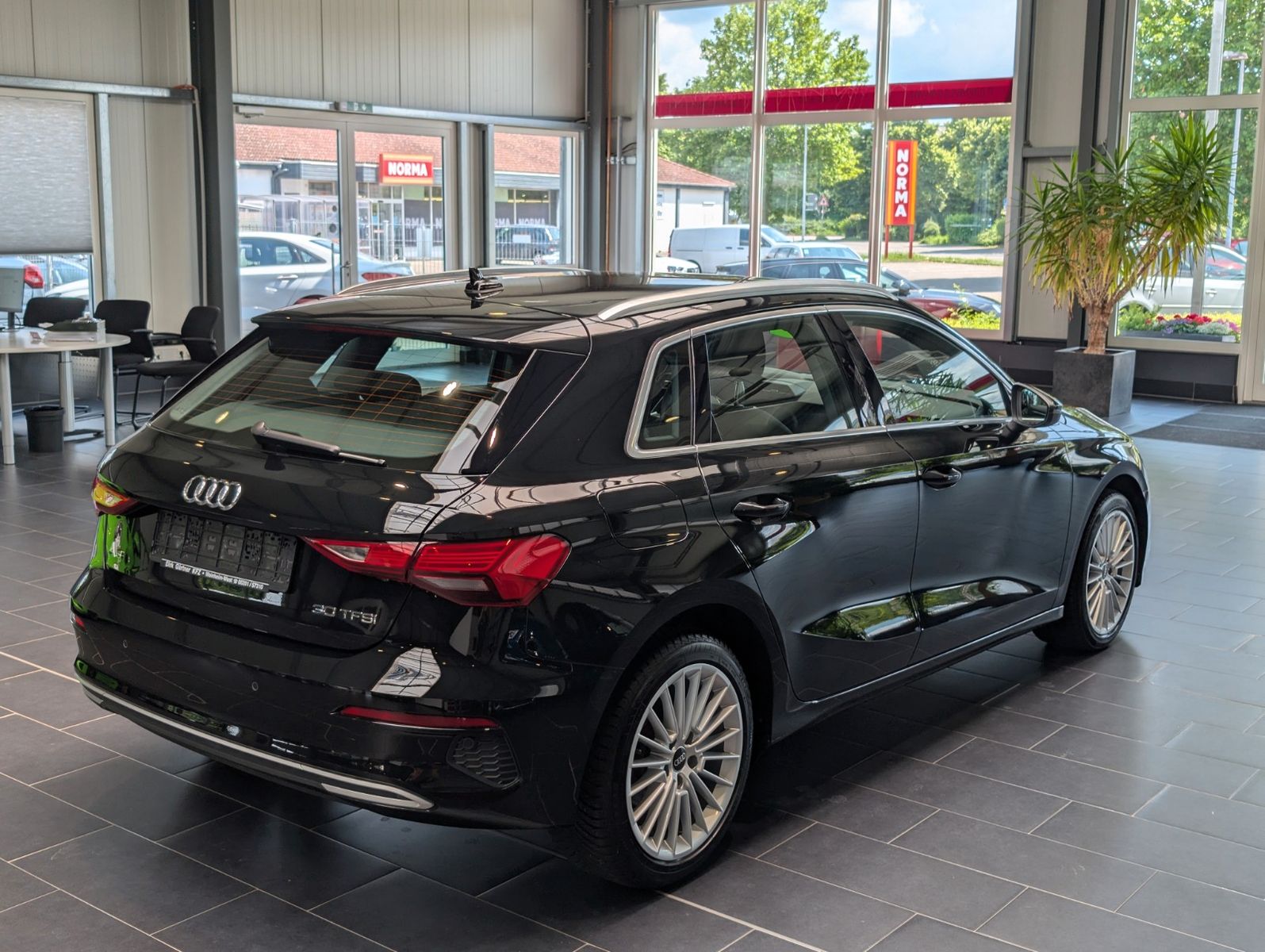 Audi A3 30 TFSI Sportback S tronic advanced PDC