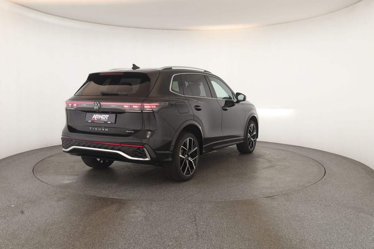 Volkswagen Tiguan 2.0 TDI 4M DSG R-Line Leder Pano Navi 360