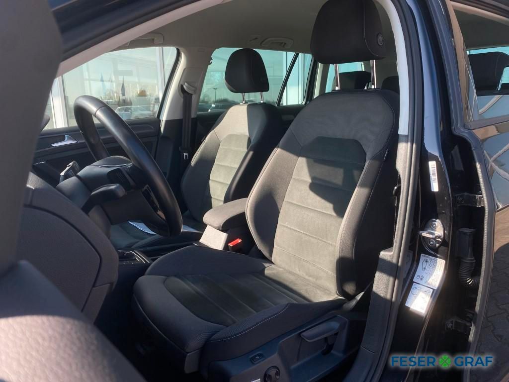 Volkswagen Golf VII Variant 2.0 TDI Comfortline DSG R-Line - Samsaru's Car Outlet