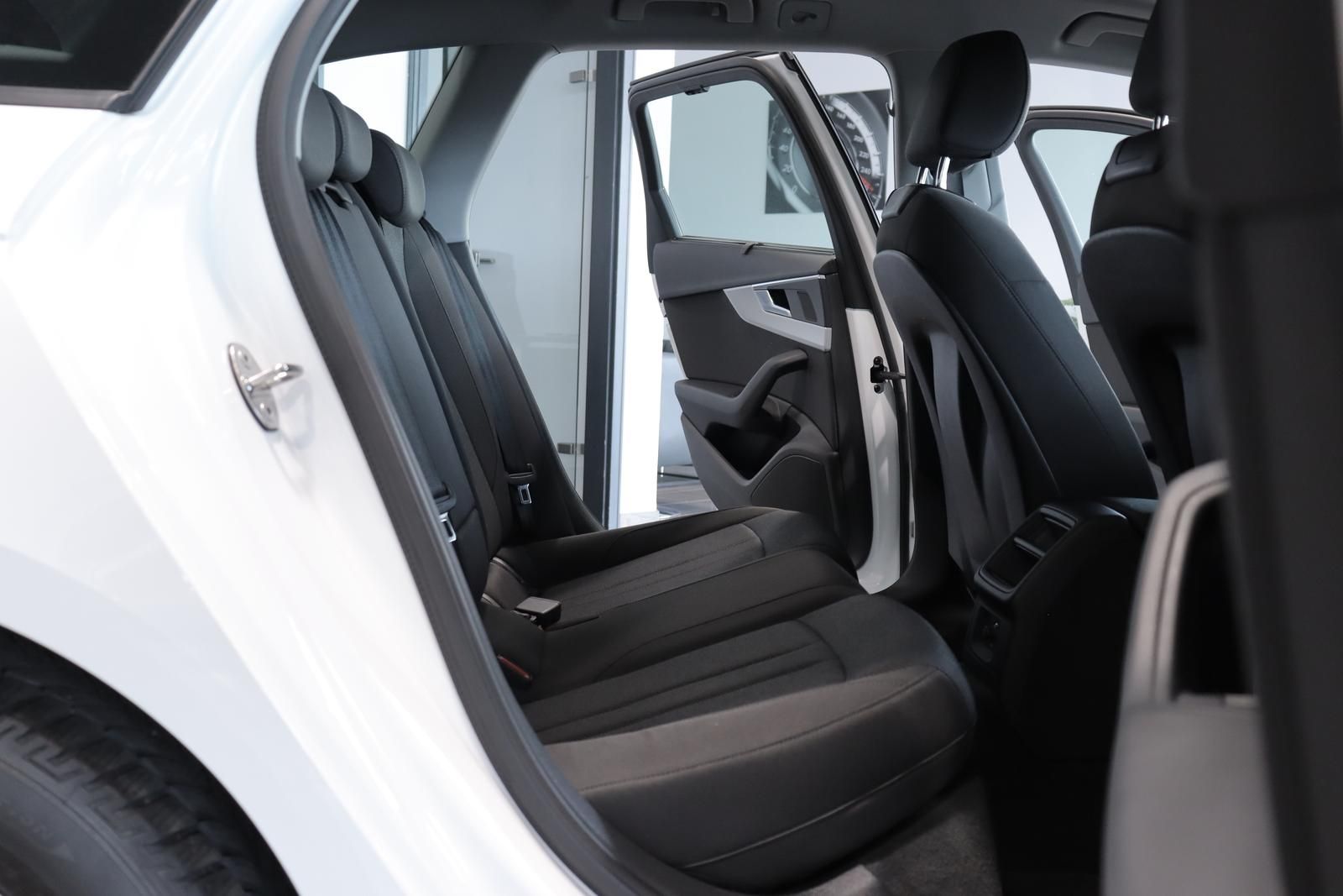 Audi A4 Avant 2.0 TDI Stronic - Samsaru's Car Outlet