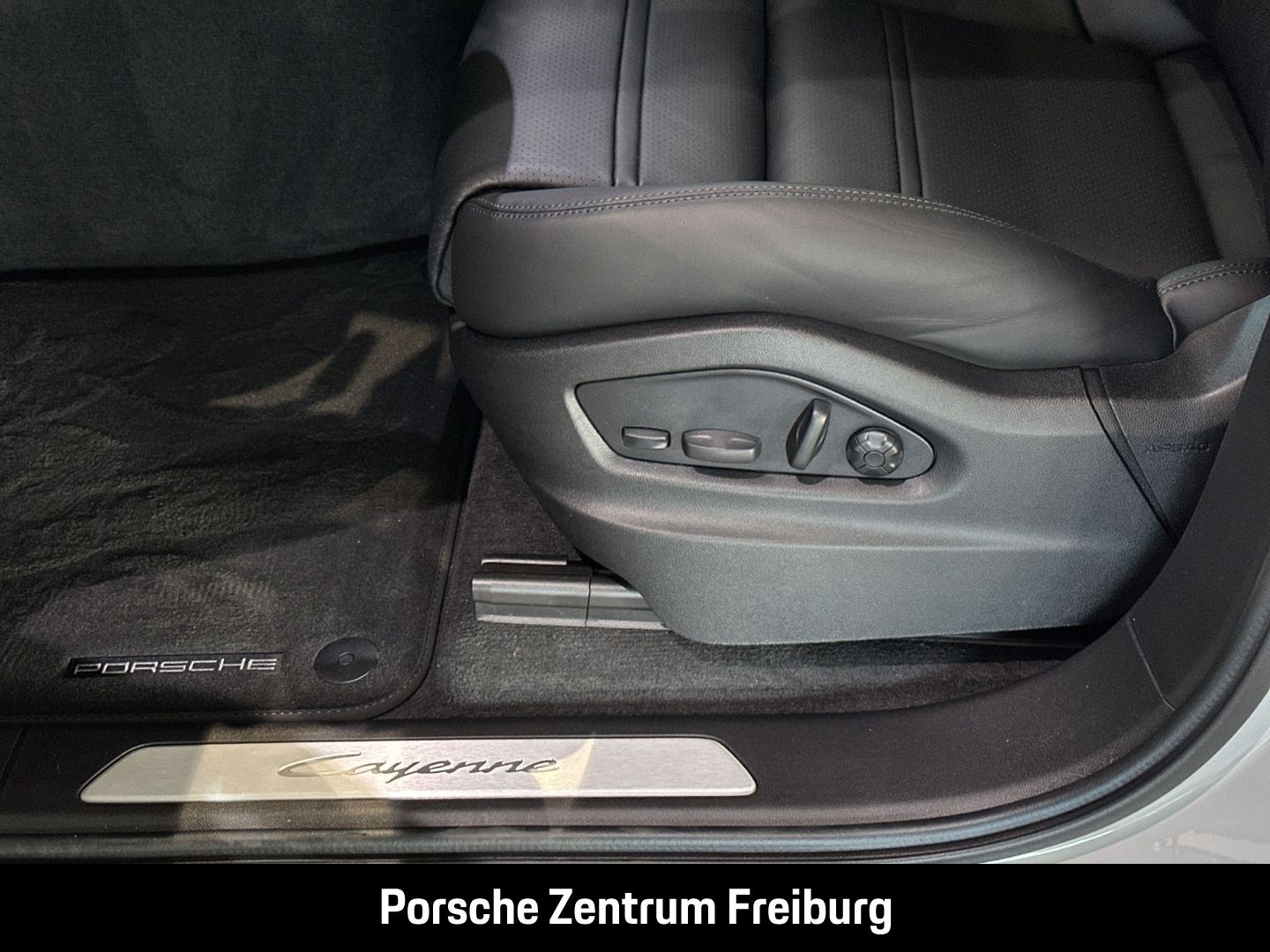 Porsche Cayenne Surround-View BOSE Luftfederung LED
