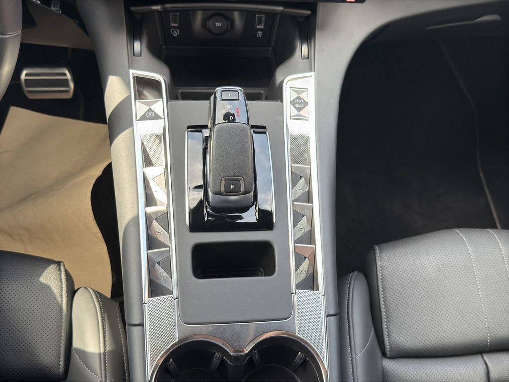 DS Automobiles DS 7 BlueHDI 130 Aut. OPERA LEDER Panoramadach