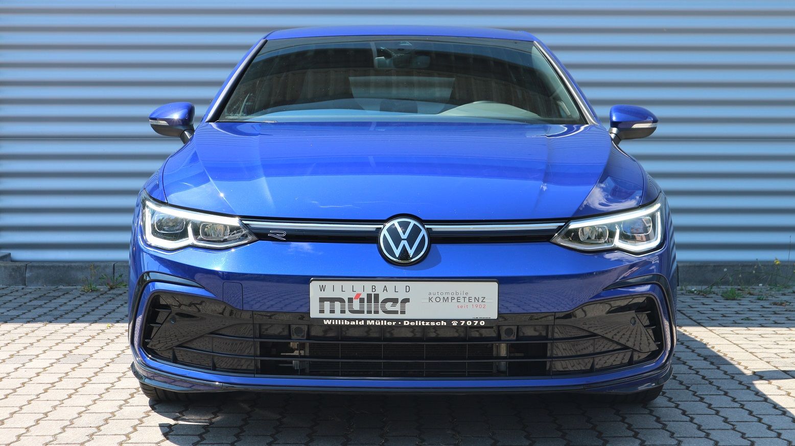 Volkswagen Golf R-Line - Samsaru's Car Outlet