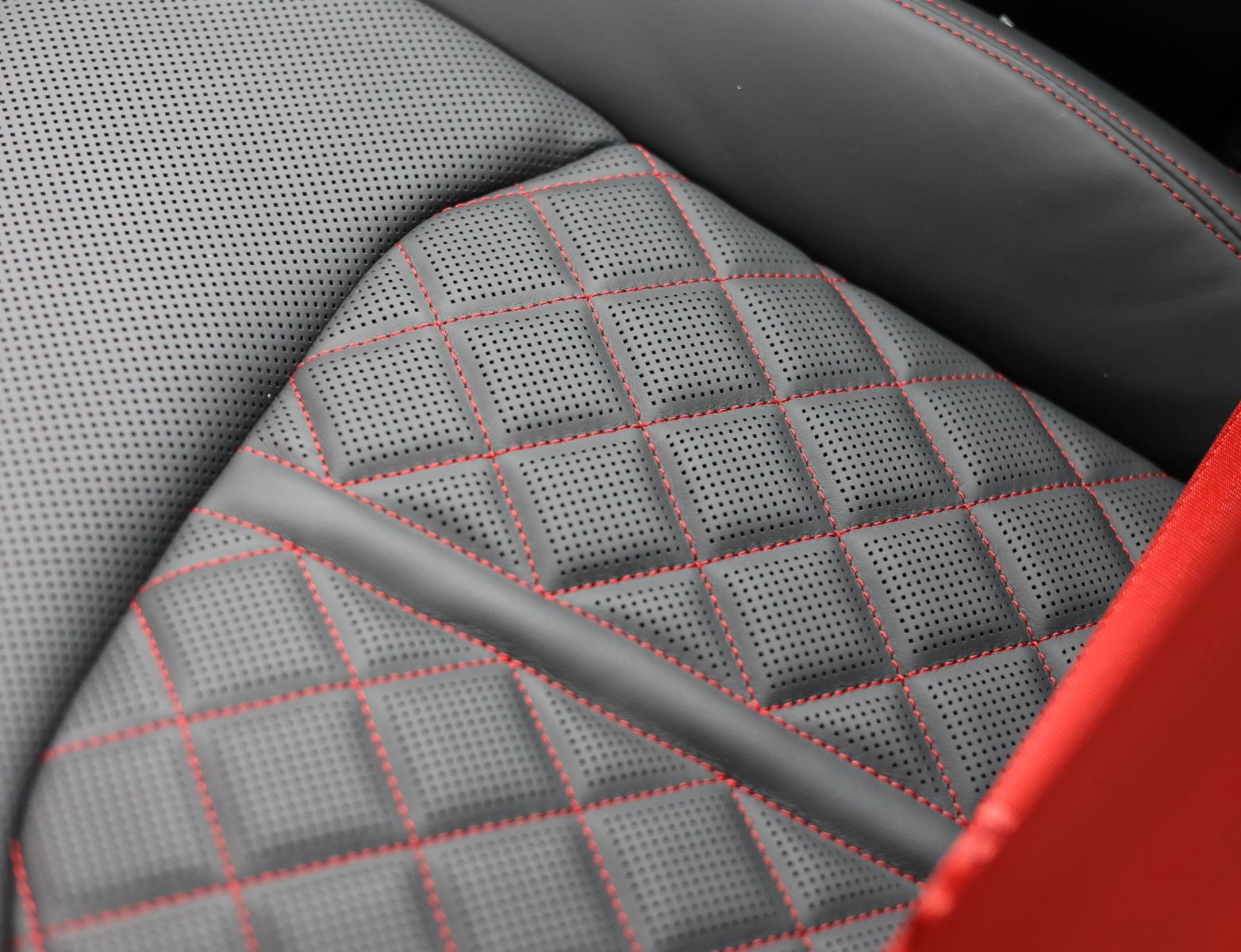 Audi Q8 60 TFSIe Quattro - Samsaru's Car Outlet
