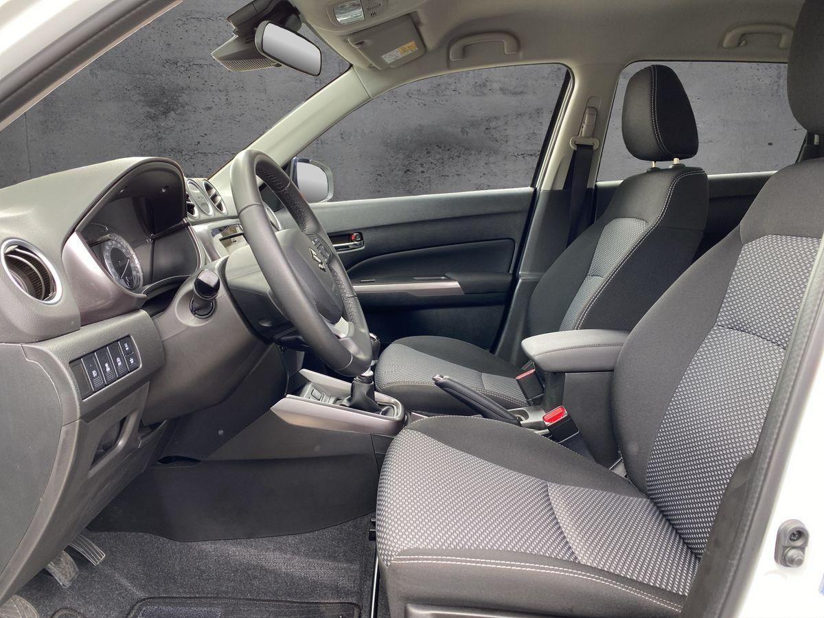 Suzuki Vitara - Samsaru's Car Outlet