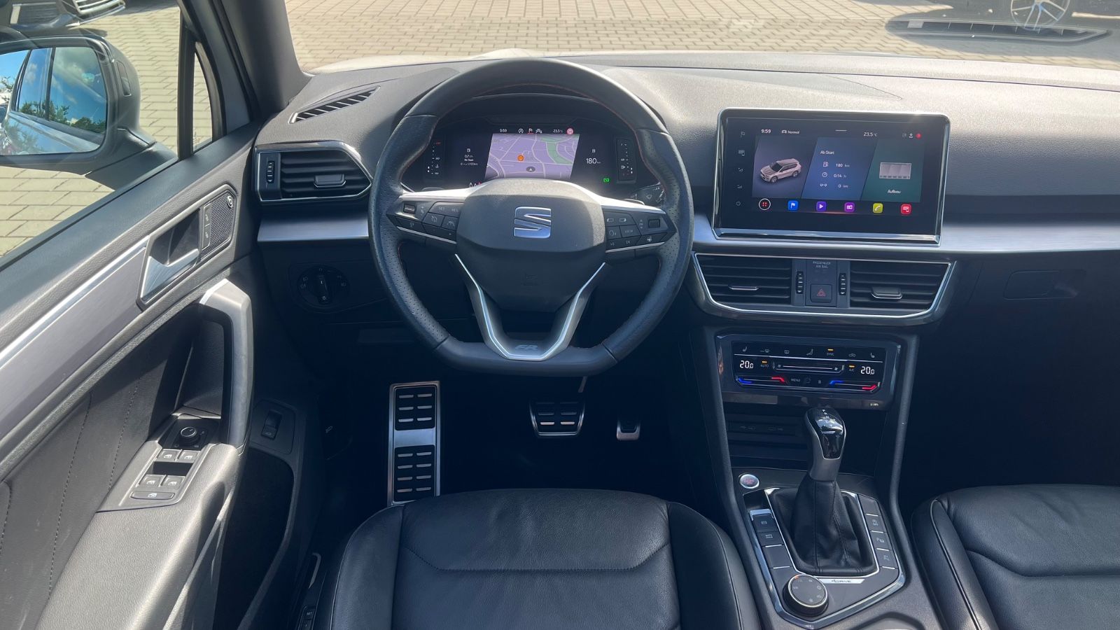 Seat Tarraco 2.0 TDI FR LINE*PANO-7SITZER-AHK-LEDER*