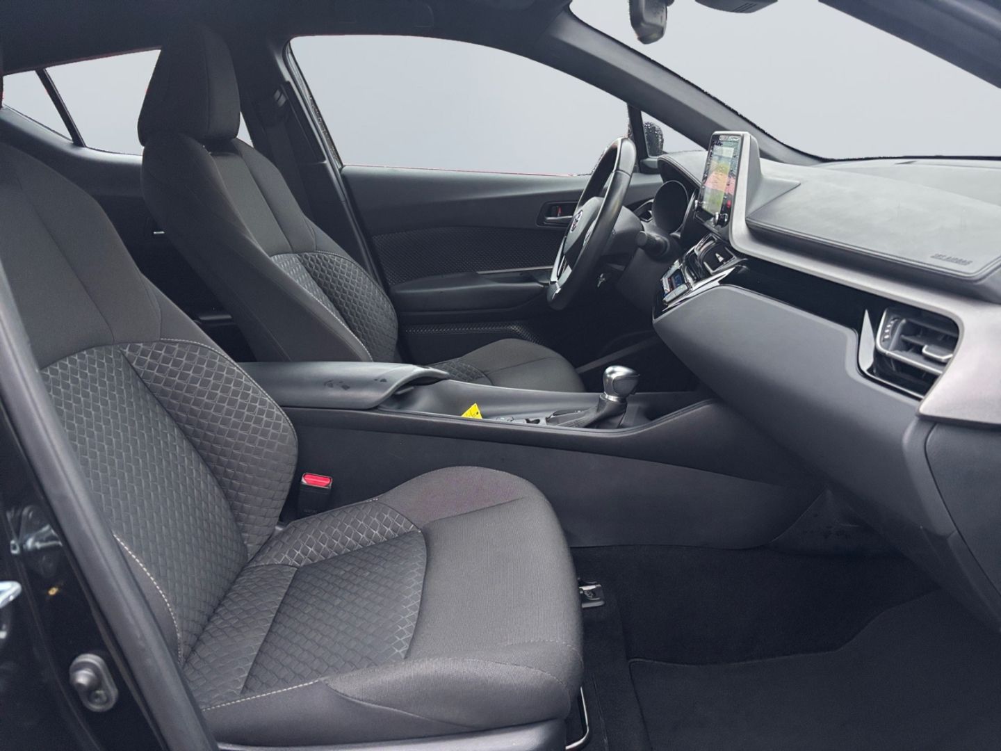 Toyota C-HR 2.0 Hybrid Business-Edition *LED*CAM*CarPla