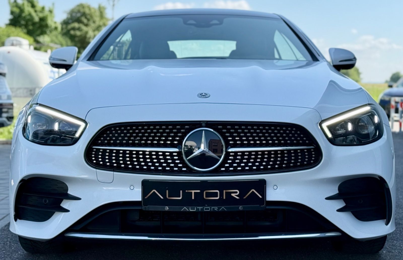 Mercedes-Benz E 300d Coupe 4Matic AMG - Samsaru's Car Outlet