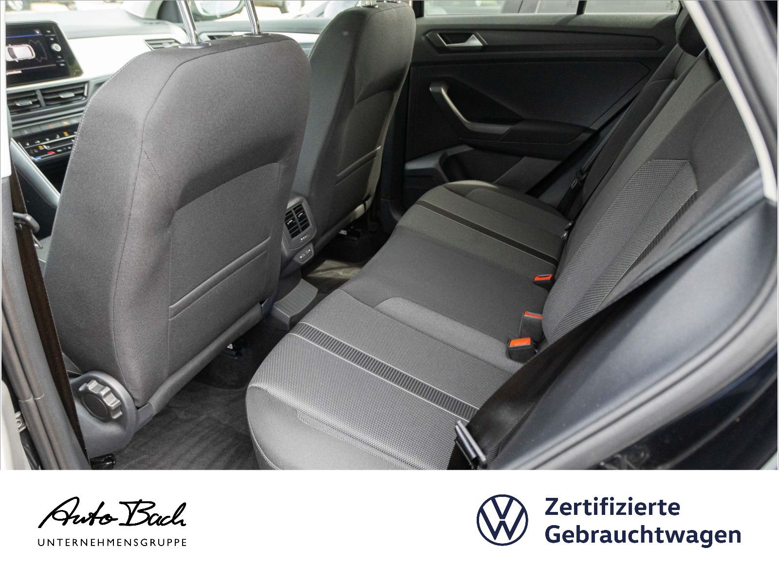 Volkswagen T-Roc 1.0TSI Life - Samsaru's Car Outlet