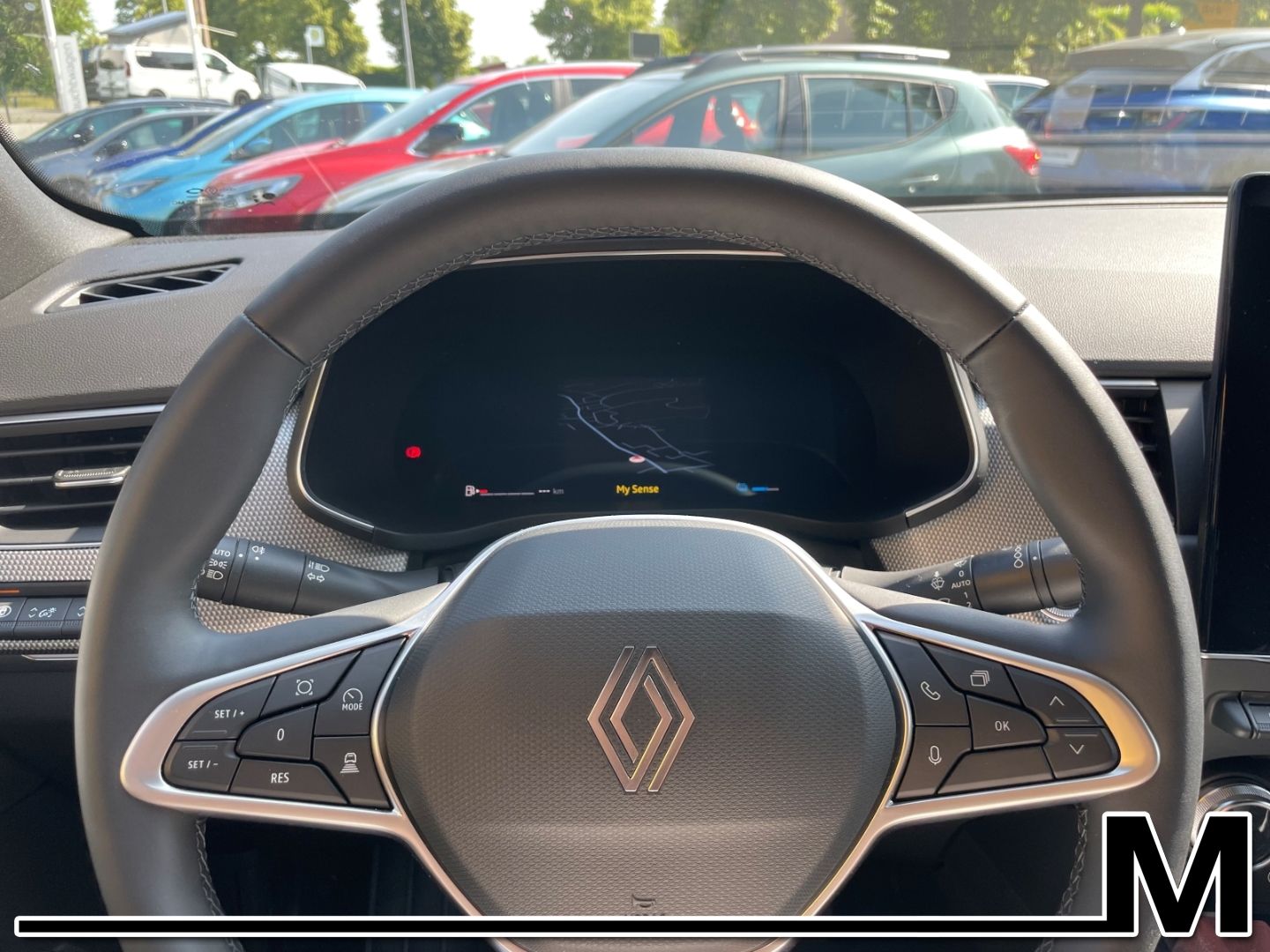 Renault Arkana Techno E-TECH Hybrid 145 - Samsaru's Car Outlet