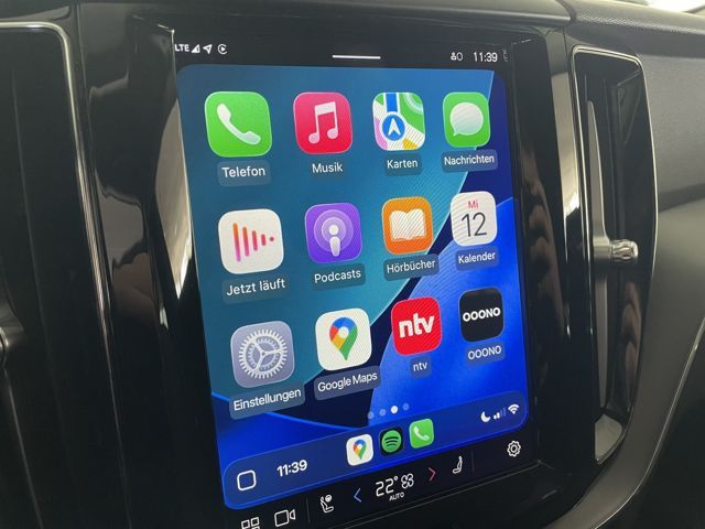 Volvo XC60 Core AWD 2.0 NAVI+SITZHEIZ+KAMERA+AHK+LED