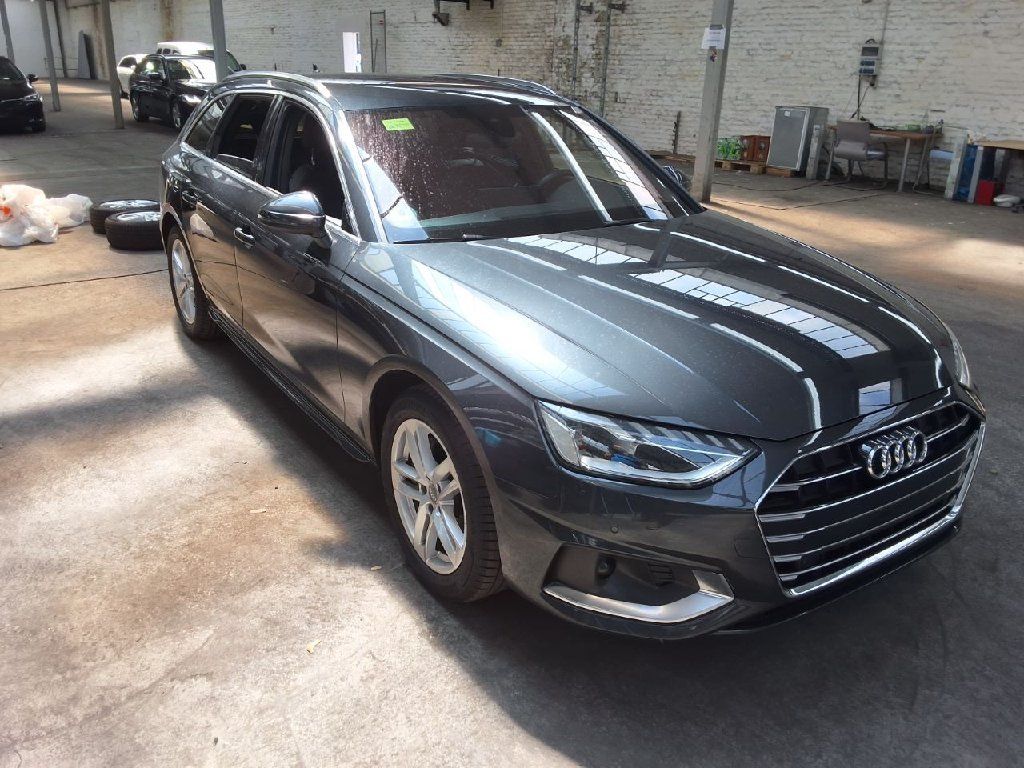 Audi A4 40 2.0 TDI Avant advanced - Samsaru's Car Outlet