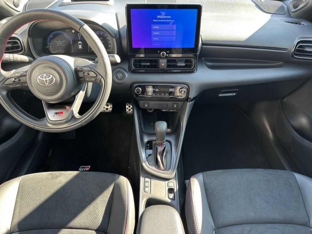 Toyota Yaris Hybrid 130 1.5 VVT-i GR SPORT (XPA1)