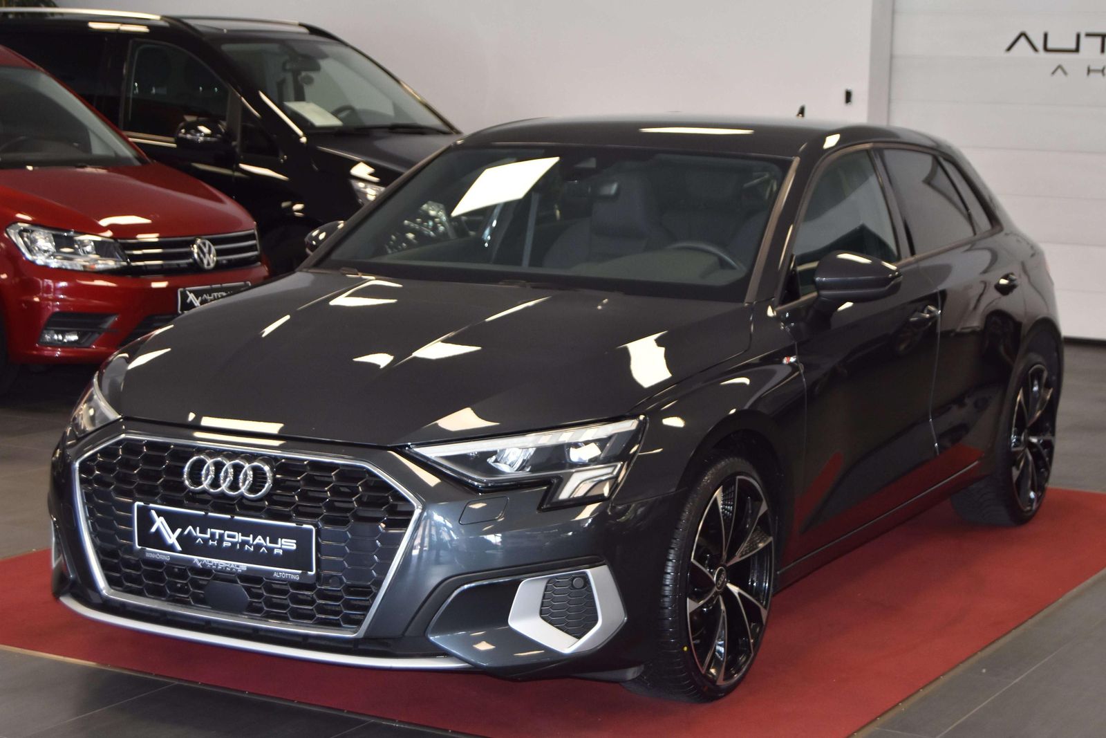 Audi A3 35 TFSI 19ZOLL S-Line 1HAND ACC LED ADVANCED