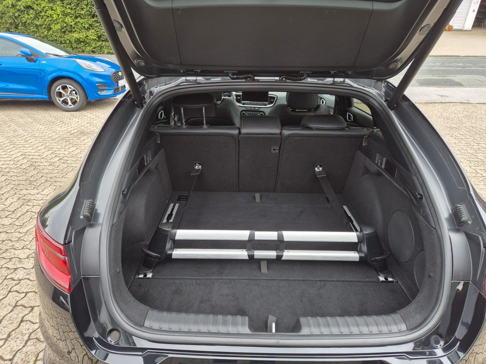 Kia ProCeed GT - Samsaru's Car Outlet