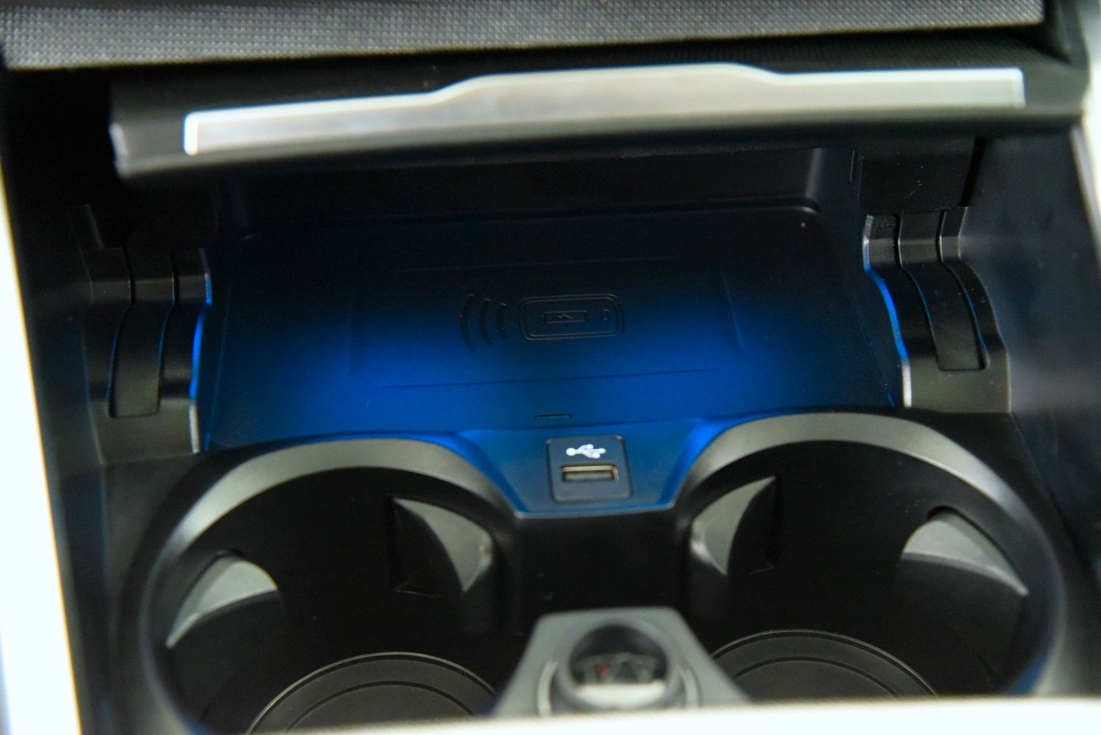 BMW 320d Touring xDrive M Sport - Samsaru's Car Outlet