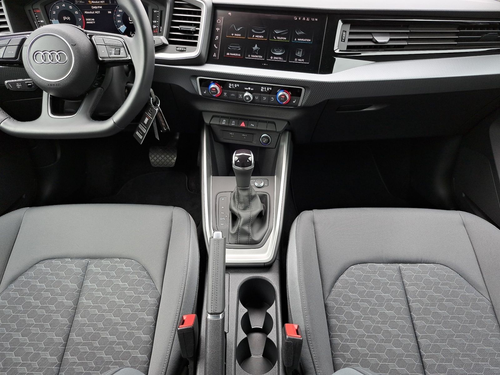 Audi A1 citycarver 35 TFSI S tronic - Samsaru's Car Outlet