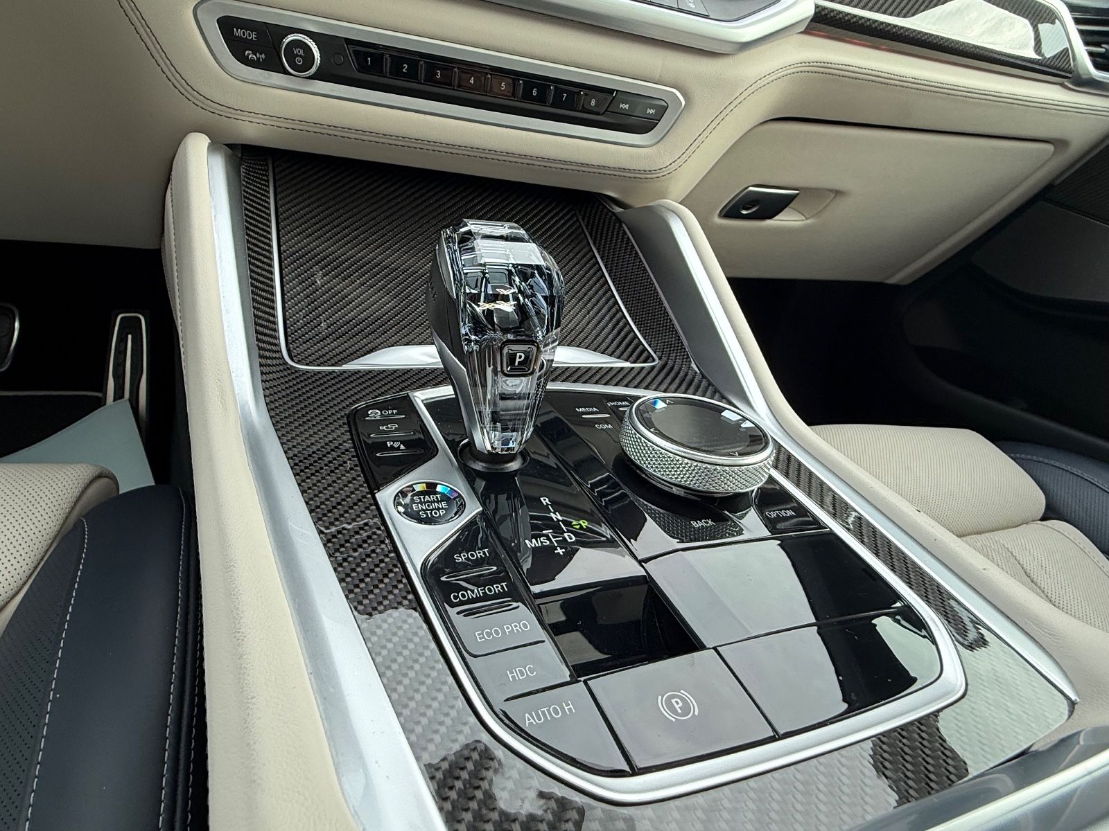 BMW X6*40xd*MSPORT/INDIVIDUAL*360°ACC*HUD*LASER*AHK*