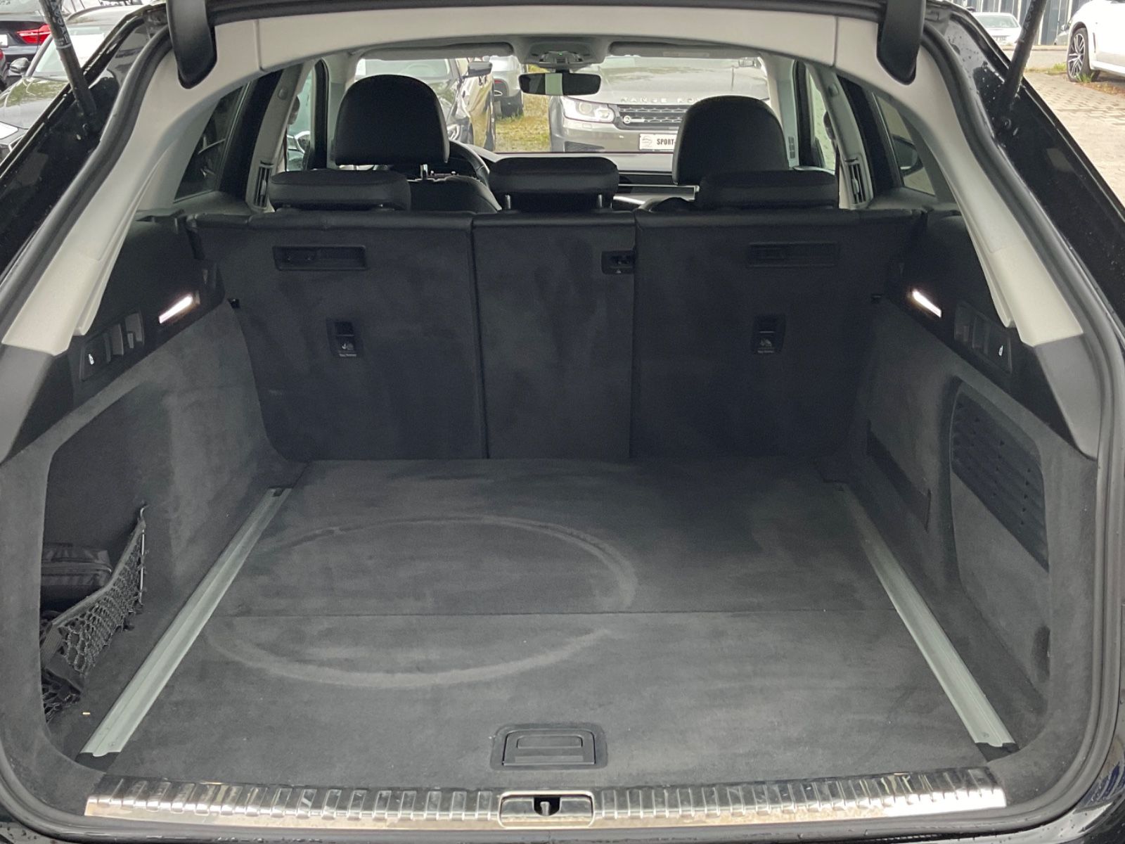 Audi A6 Av.50 TDI quattro sport - Samsaru's Car Outlet