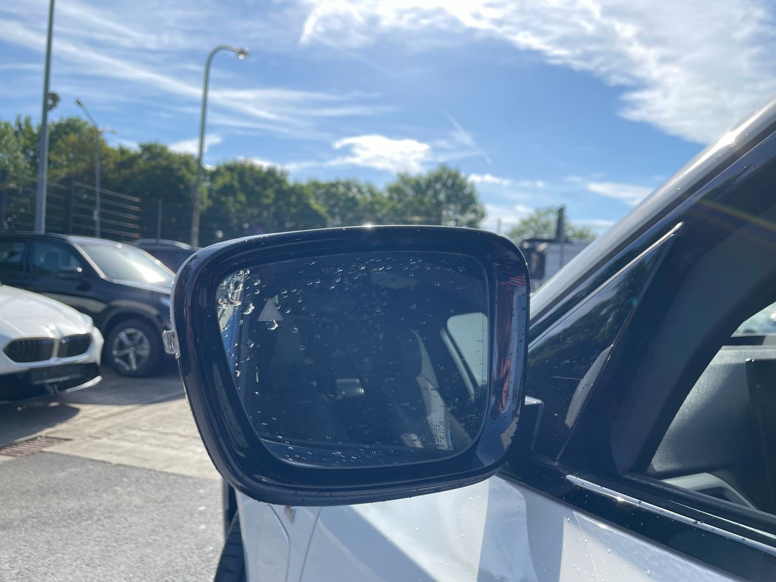 BMW 330e xDrive Tour M Sport || AHK Pano ACC 360 H&K