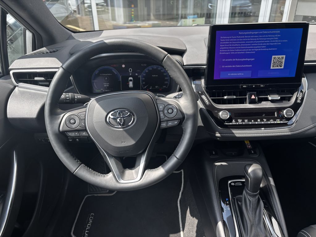 Toyota Corolla 2.0 Hybrid Touring Sports Team D. mit Te