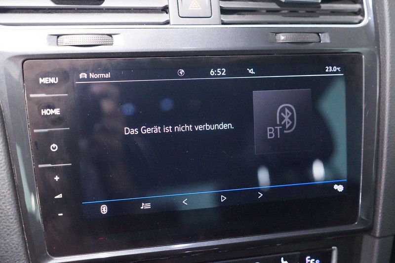 Volkswagen Golf 36 kWh Elektro - Samsaru's Car Outlet