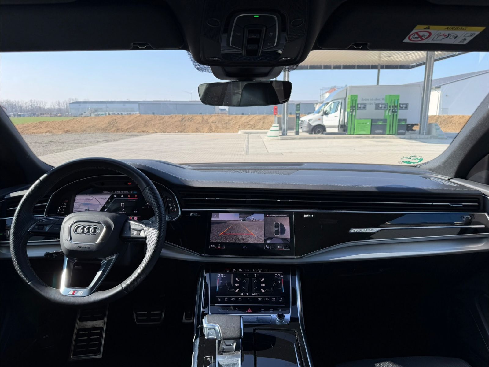 Audi Q8 50 TDI quattro S-Line*Pano*Massage*HUD*Voll !