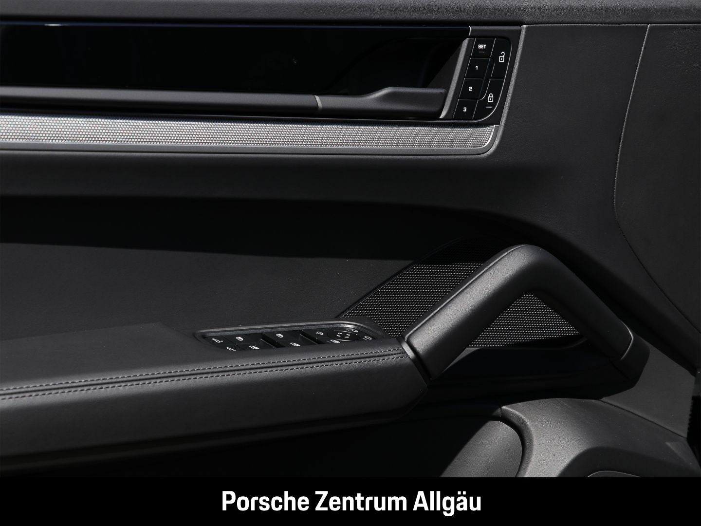Porsche Cayenne BOSE LED-Matrix Panorama Surround-View