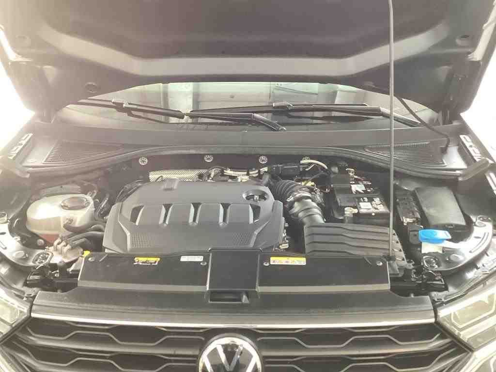 Volkswagen T-Roc 2.0 TDI - Samsaru's Car Outlet