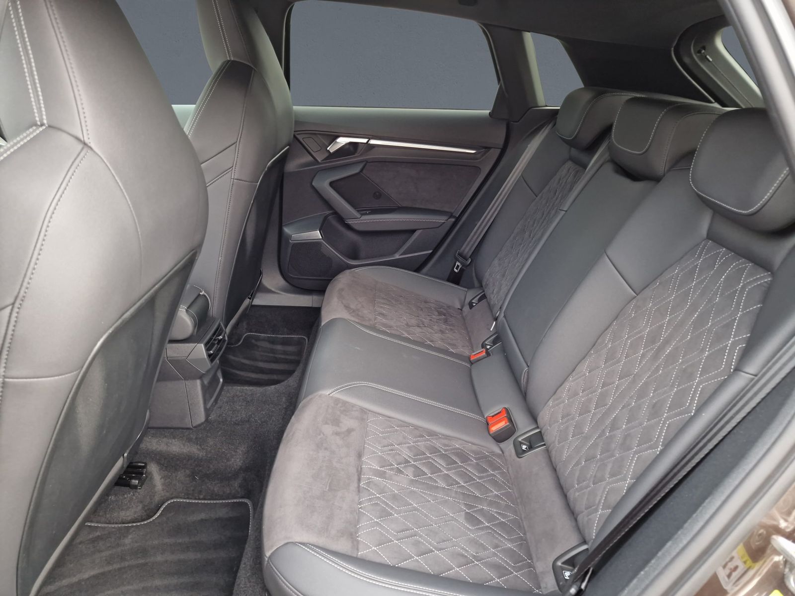 Audi A3 Sportback 45 TFSI e 2x S line MATRIX ACC B&O