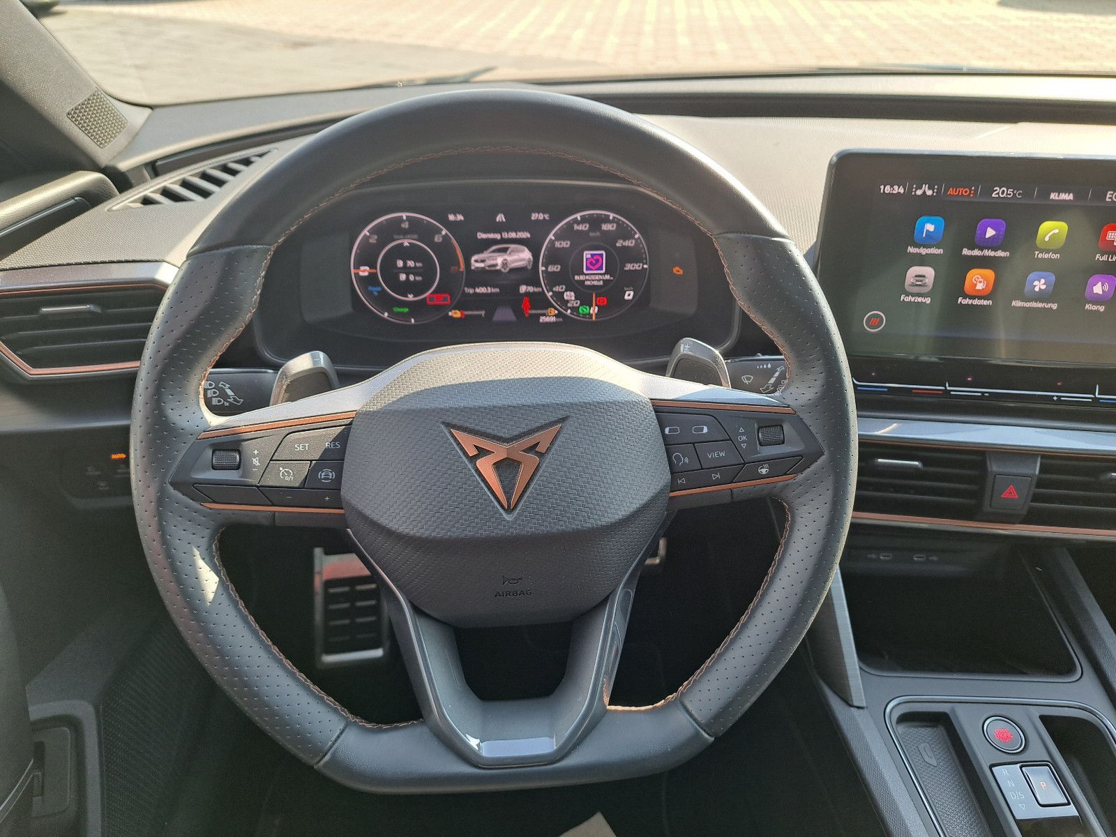 Cupra Leon VZ 1.4 e-Hybrid - Samsaru's Car Outlet