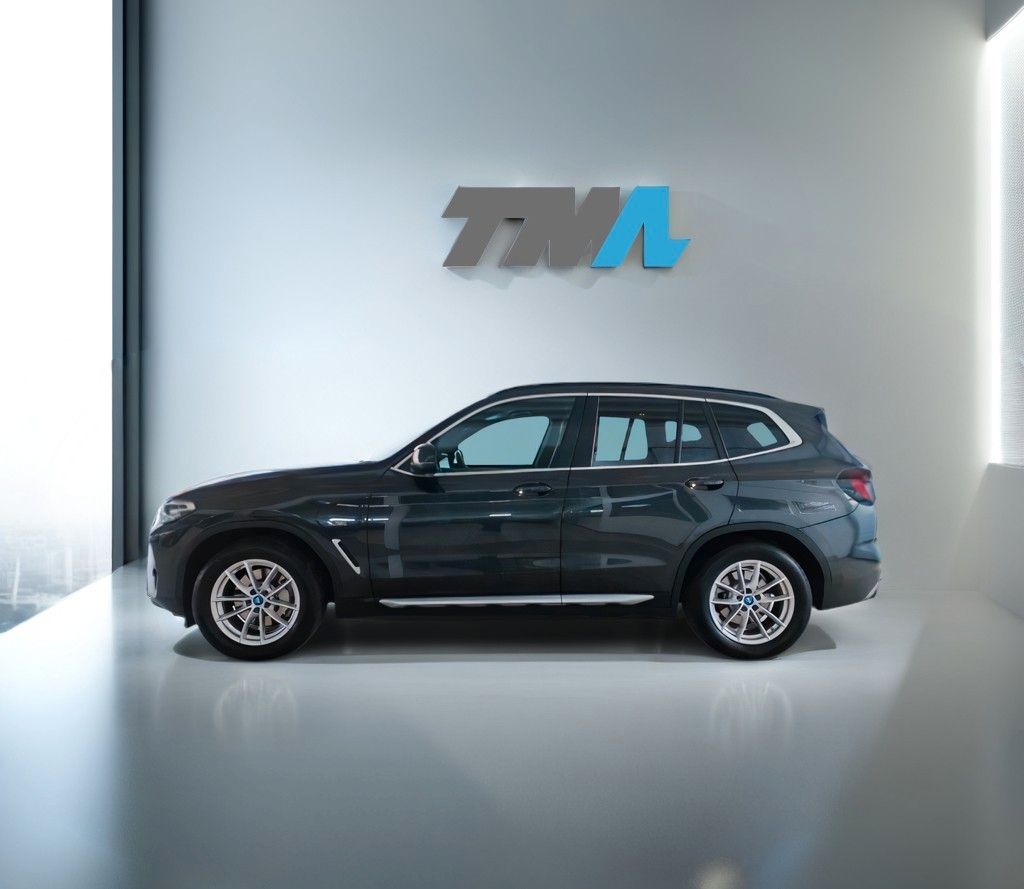 BMW X3 xDrive 30e PANO M-Dachhimm. Sonnenrollo