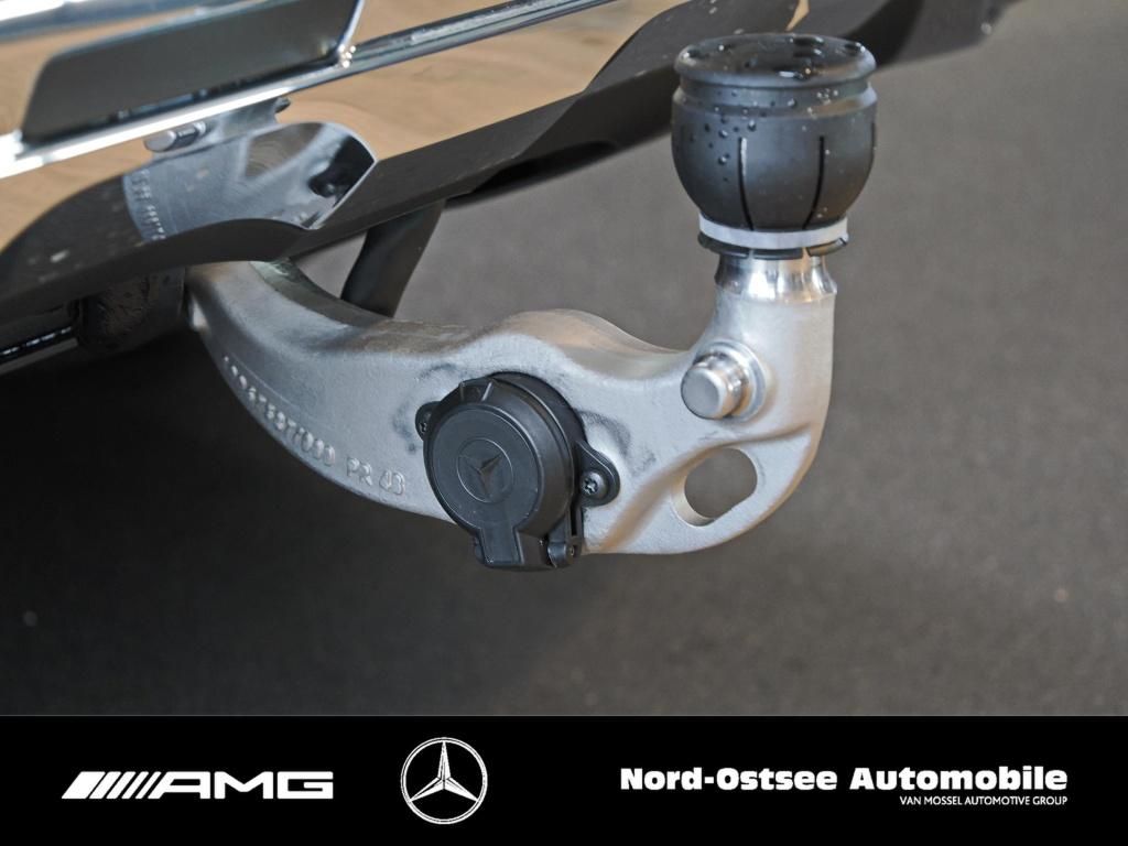 Mercedes-Benz GLC 200 4m AMG PANO AHK DISTRONIC MEMORY 20-ZOLL