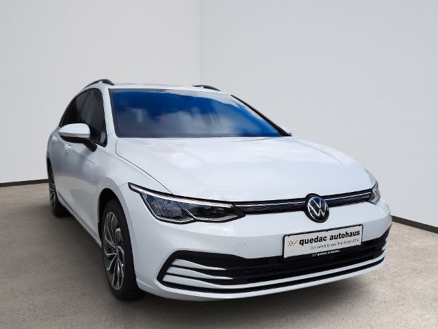 Volkswagen Golf VIII Variant 1.5 eTSI DSG - Samsaru's Car Outlet