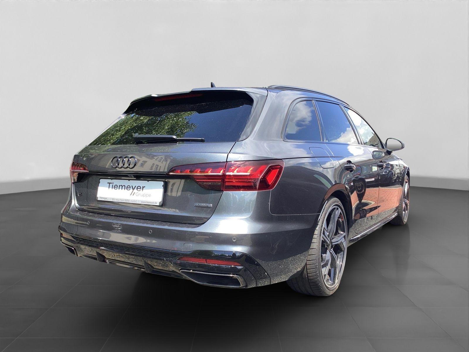 Audi A4 Avant 40 TFSI Q 2x S LINE MATRIX AHK LM19 KAM